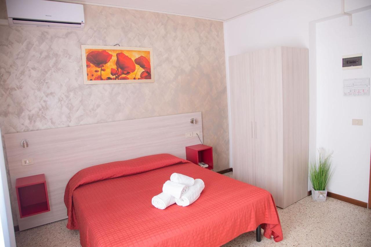 Hotel Laura คาวัลลิโน-เตรปอร์ติ ภายนอก รูปภาพ