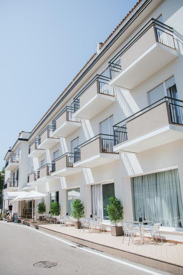 Hotel Laura คาวัลลิโน-เตรปอร์ติ ภายนอก รูปภาพ